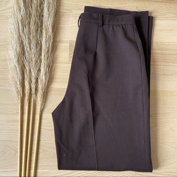 Elegant Black Women's Pants - Picture 3 of 8